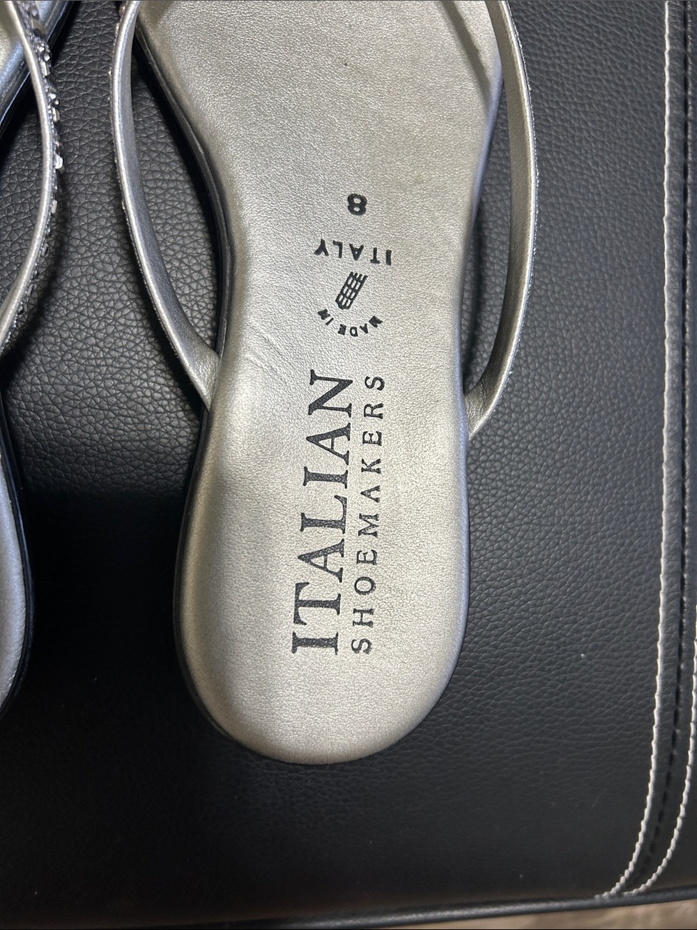 Italian Shoemakers Sandals 8 - Picture 2 of 4